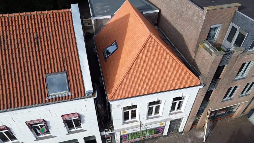 Complete dakrenovatie Roosendaal — Roosendaal