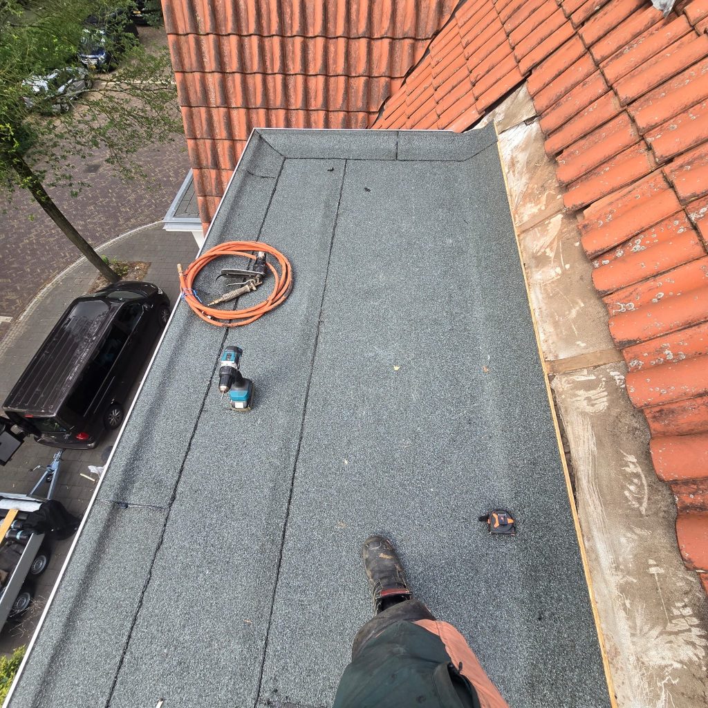 Plat dak renovatie — Eindhoven