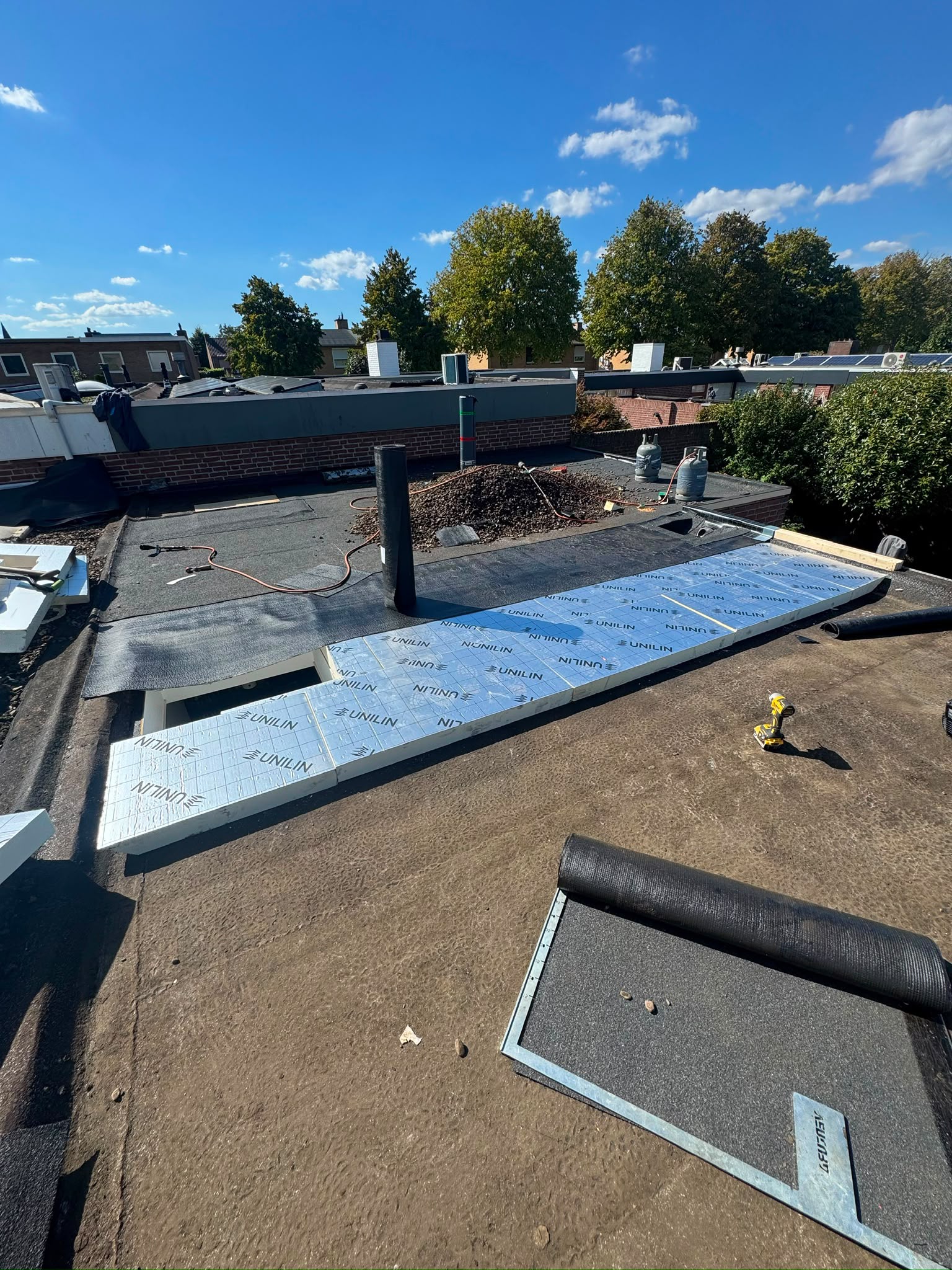 Unilin isolatieplaten op plat dak in Munstergeleen